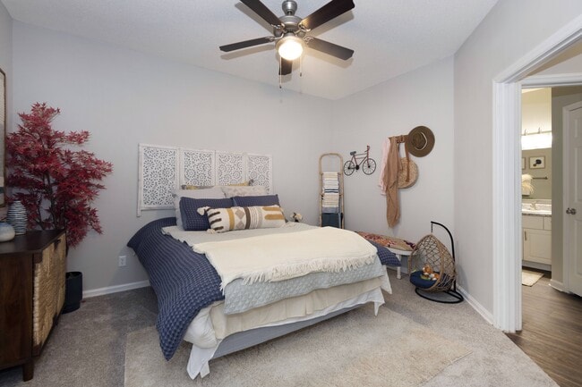 2BR, 2BA - Second Bedroom
