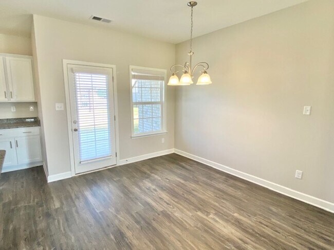 Photo - LakesideCv5434 Unit 1