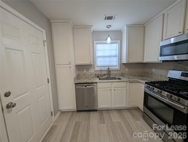 Photo - 4656 Sooner Ln