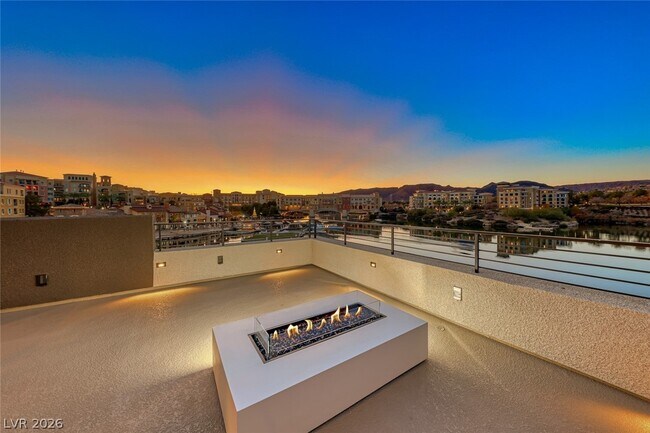 Photo - 26 Lakefront Dr