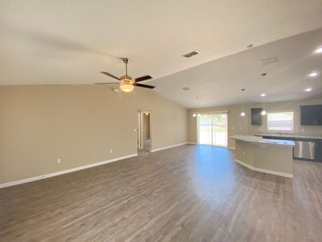 Photo - Custom Home - Desirable SW Ocala Neighborh...