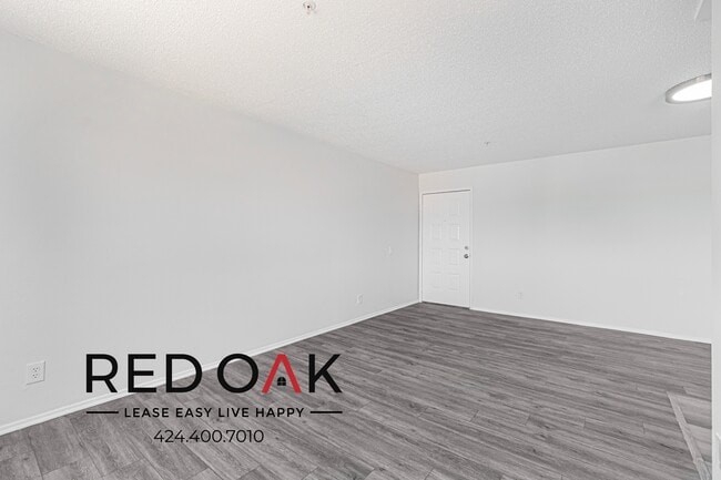 Photo - 5200 Oakland St Unit 210