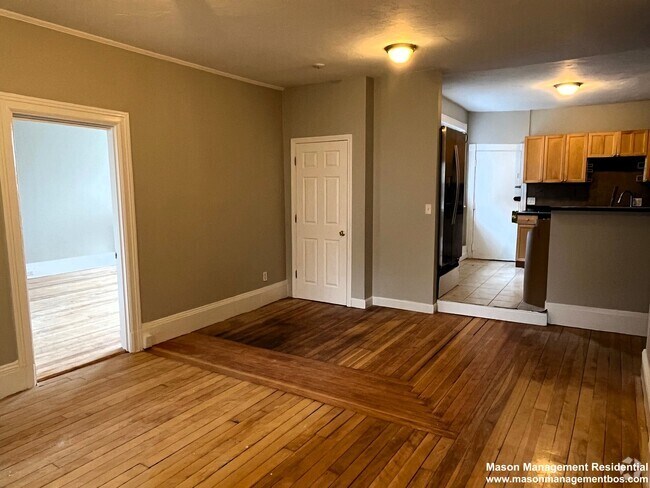 Building Photo - 10 Glenville Ave Unit 3 Rental