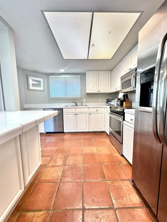 Photo - Fully furnished 2-Bedroom, 2-Bath Lakefront Cottage in Sandestin Resort available for Long Term R...