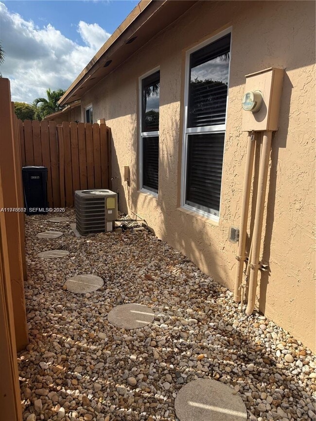 Photo - 6751 NW 193rd Ln