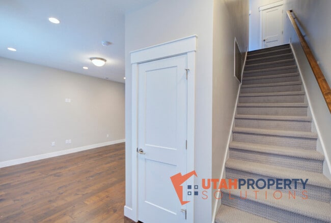 Photo - 10464 S Beetdigger Blvd