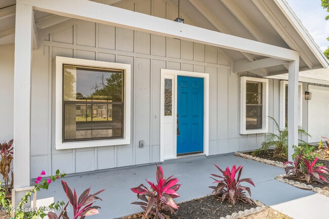 Photo - 1680 Travis St SE