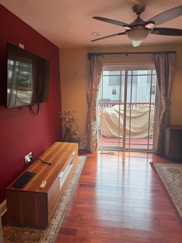 Photo - 14919 Dinsdale Dr