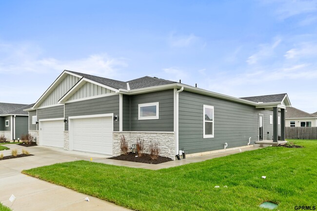 Photo - 12859 S 45th Ter