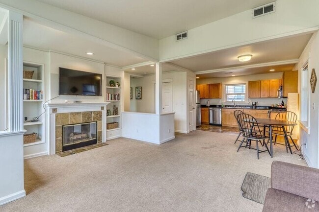Building Photo - 1609 S Weller St Unit 1609 D Rental