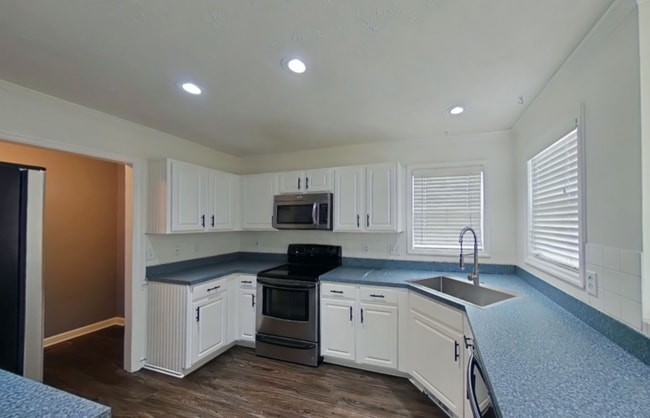 Photo - 7245 Beaver Run Dr