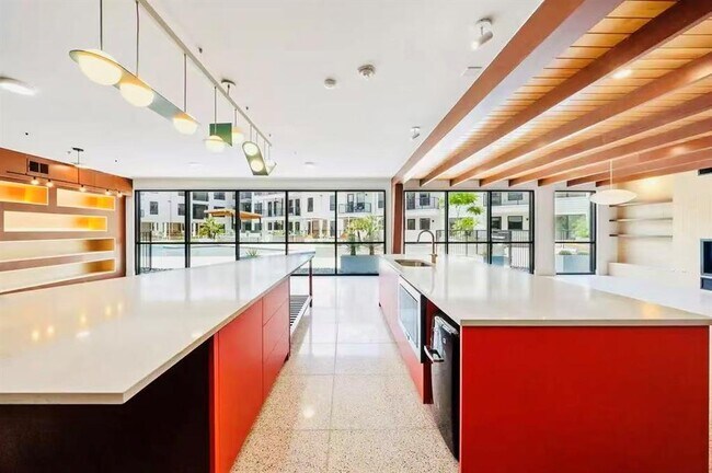 1701 Simond Ave Unit 514