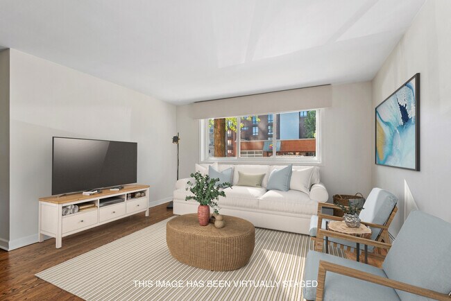 Photo - 1921 Harrison St Unit 1L