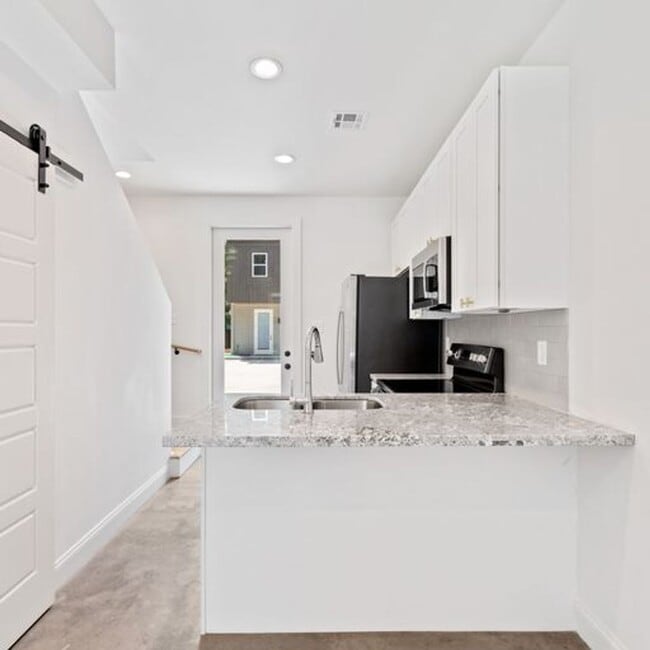 Photo - Fully Furnished Short Term Rental Near SLCC!