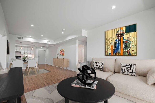 Photo - 6200 Kester Ave Apartments