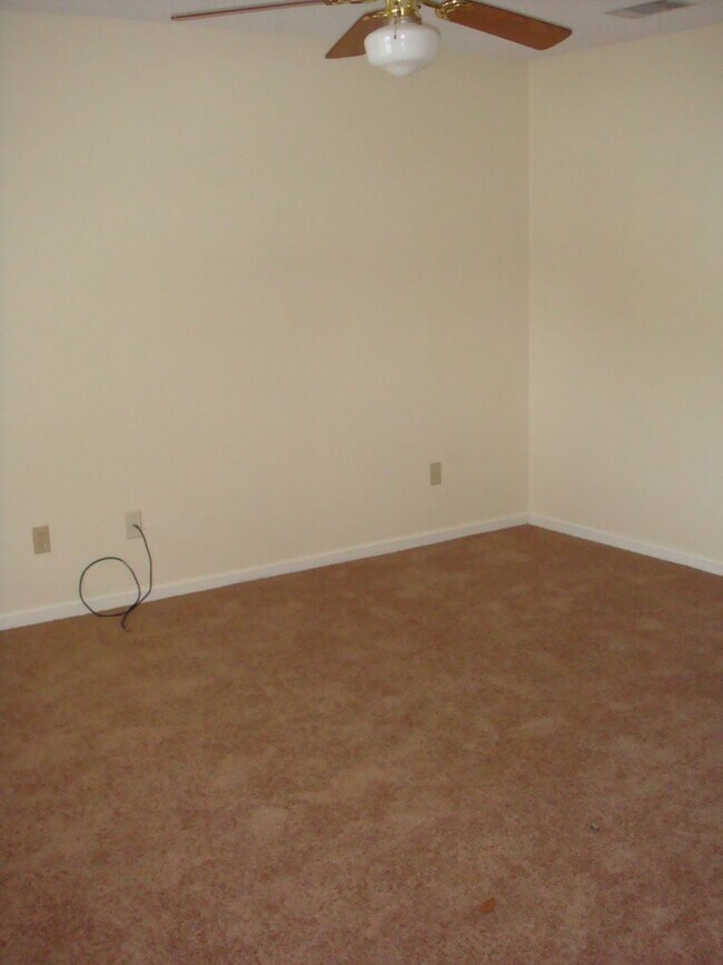 Photo - 1455 Green St Unit A