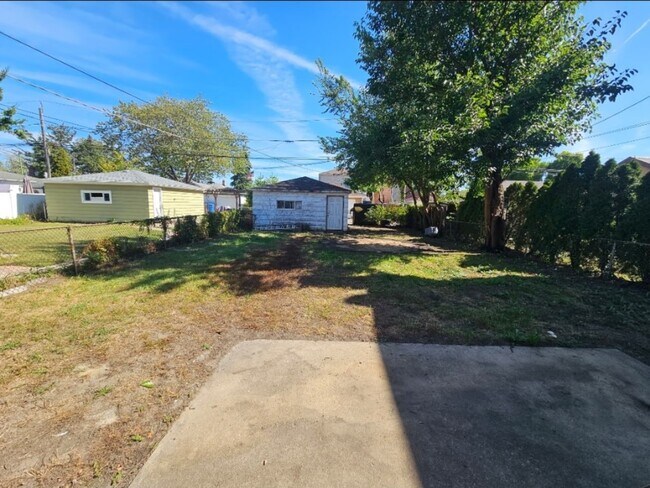 Photo - 5249 N Osceola Ave