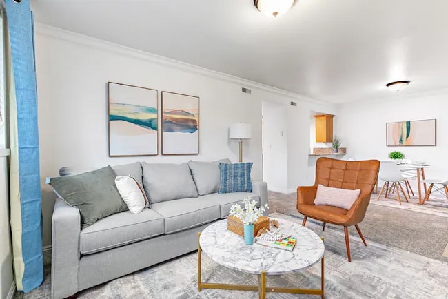 Photo - 5750 S 900 E