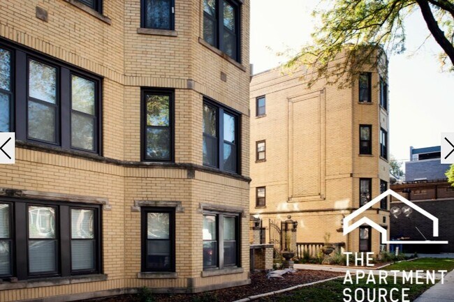 Photo - 3819 N Greenview Ave Unit 1