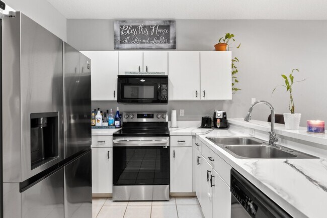 Photo - 13137 Kings Crossing Dr