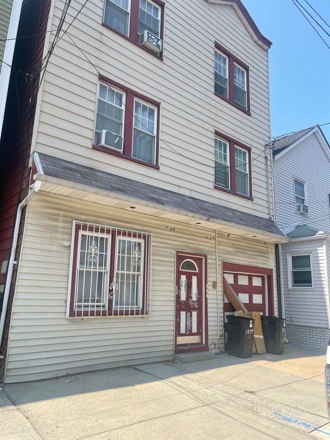 Photo - 107 Sherman Ave Unit 1