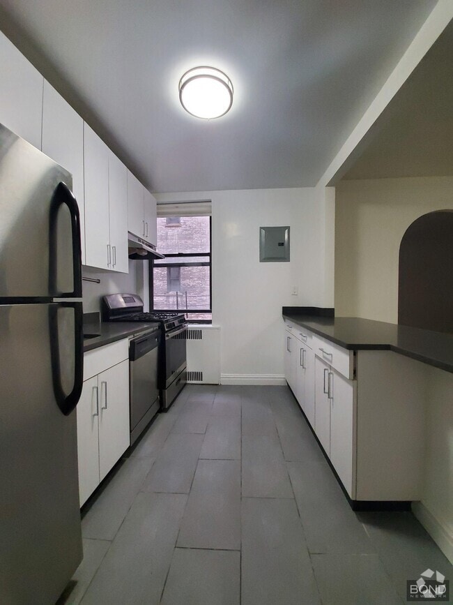 Building Photo - 150 Remsen St Unit 4 Rental