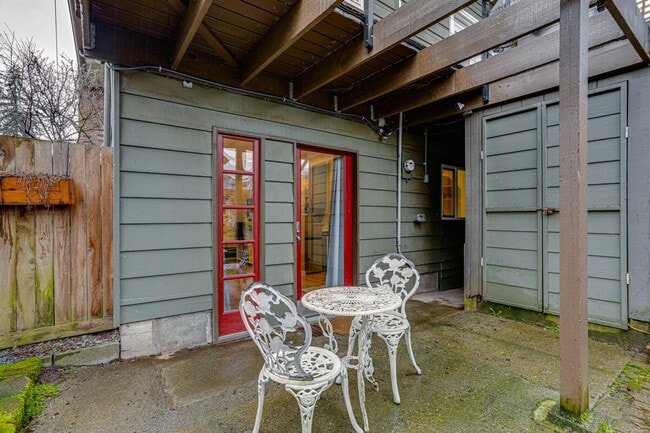 Photo - 10052 Interlake Ave N Unit ID1385833P