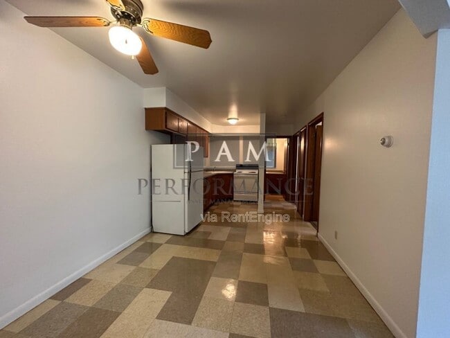 Photo - 2869 S 6th St Unit 4