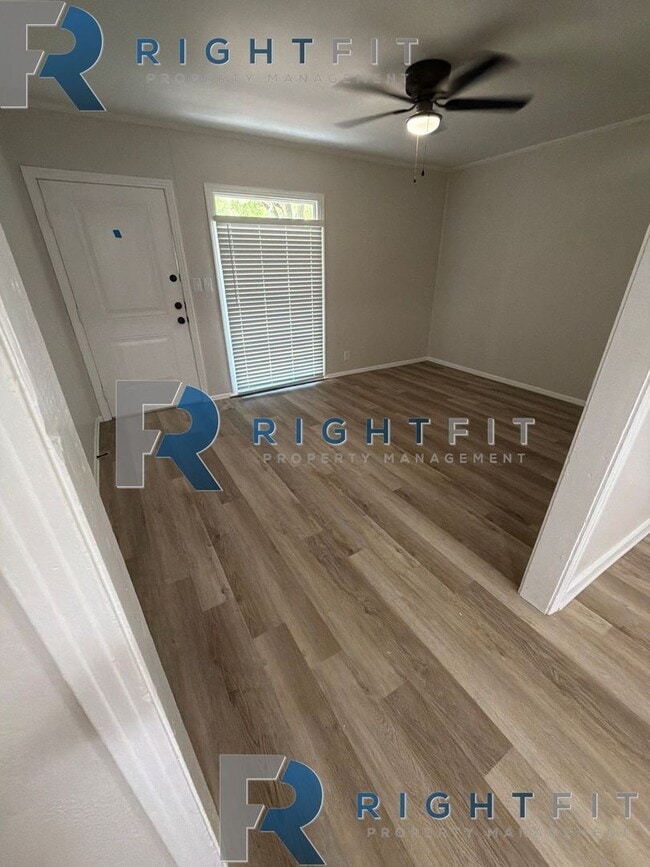 Building Photo - Newly Renovated Home in Wake Village