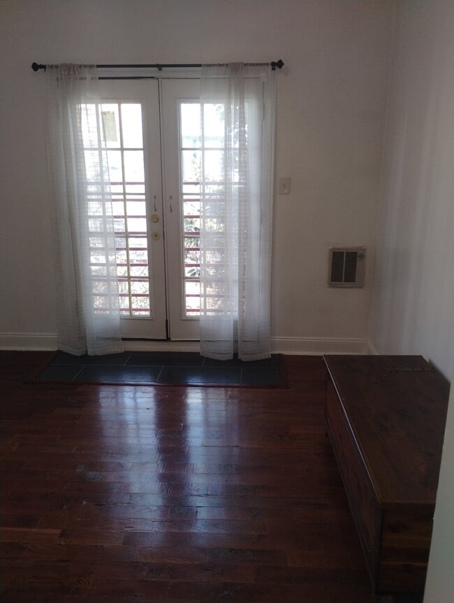 Building Photo - 2113 Fitzwater St