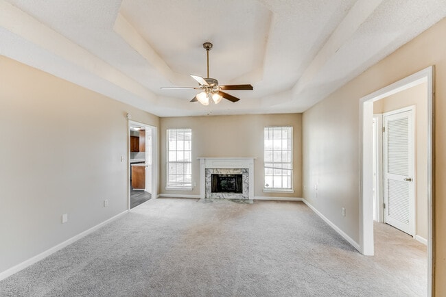 Photo - 213 Park Pl Way