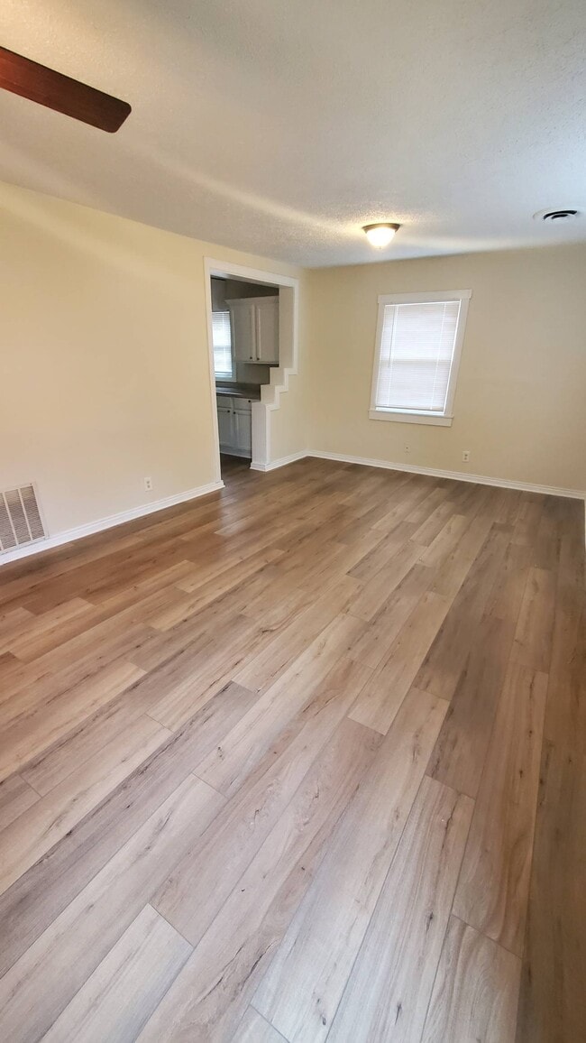 Photo - 3933 N Kitley Ave