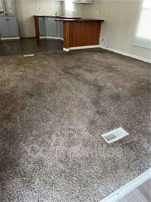 Photo - 105 Oak Knoll Dr