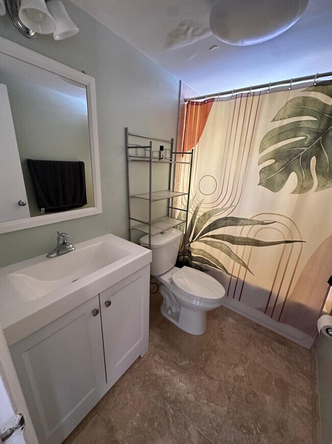 Photo - 1135 W 35th Pl