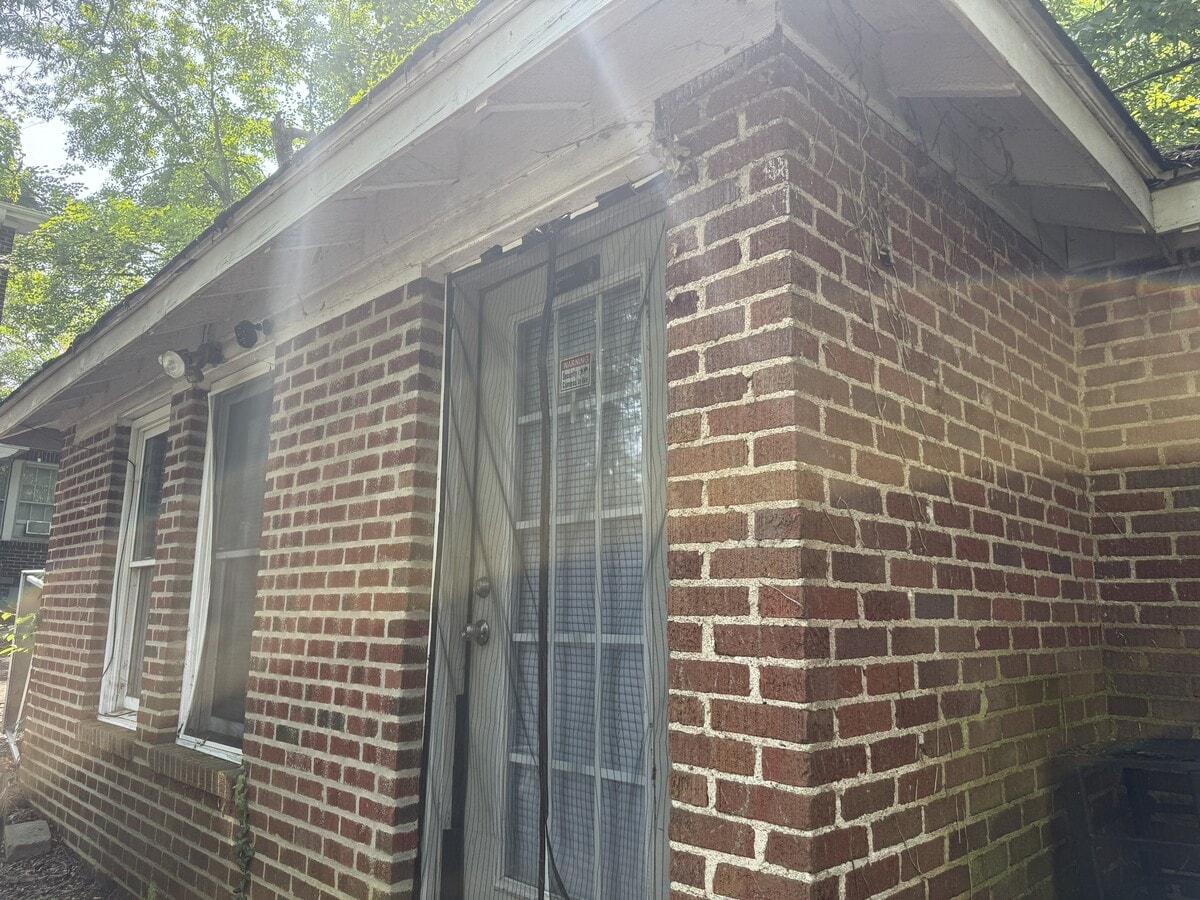 Photo - 400 S Josephine Boyd St House