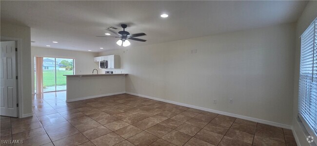 Building Photo - 1415 NE 8th Terrace Rental