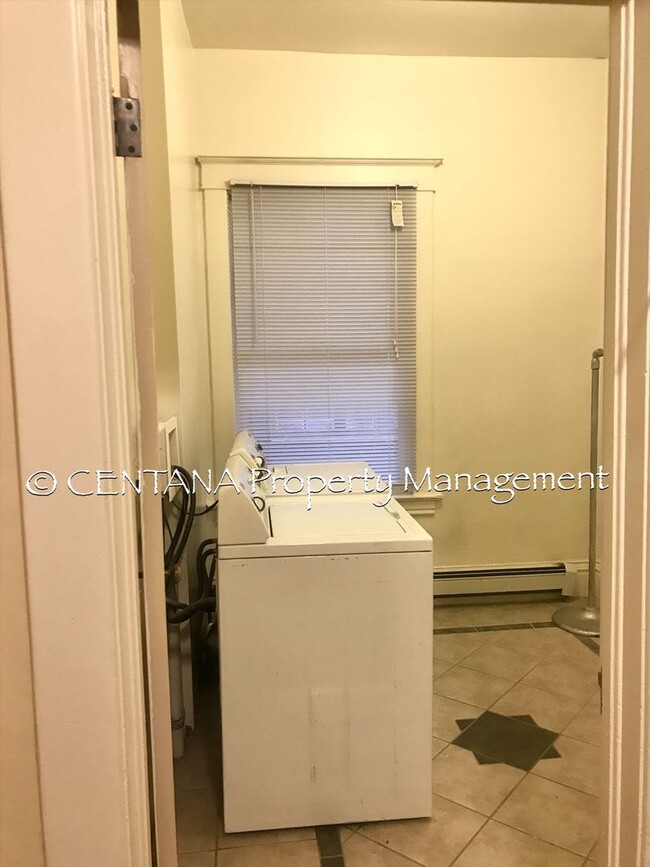 Photo - 728 W Granite St Unit 728