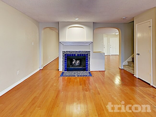 Photo - 2036 Talon Dr