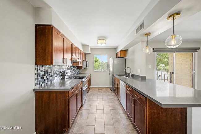 Photo - 3600 N 5th Ave