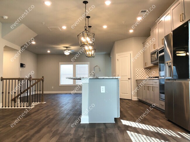 Photo - 835 Altamaha Trl