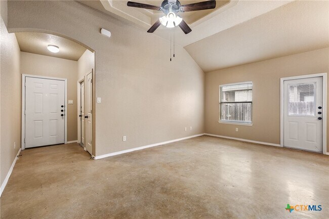 Photo - 266 Rosalie Dr