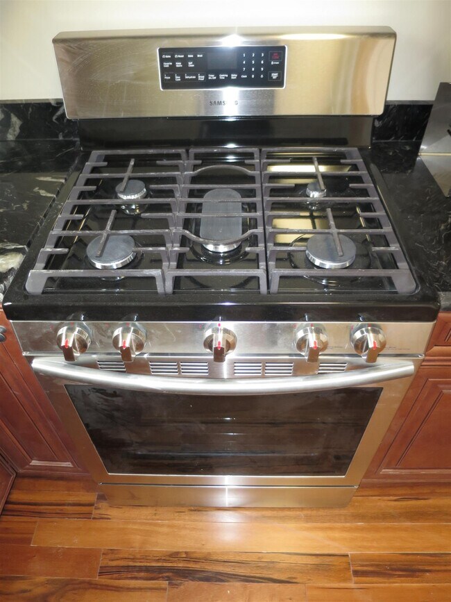 Photo - 1131 Broadway Unit 7