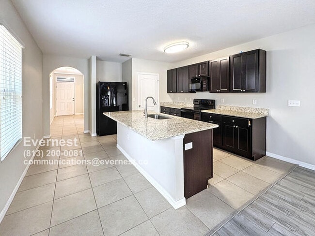 Photo - 12104 Fawn Brindle St