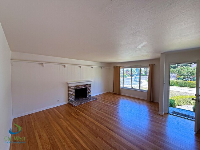 Photo - $4695 - 3 Bd/2 Ba Santa Clara Home on cul-de-sac with large backyard-Pets Possible with approval!