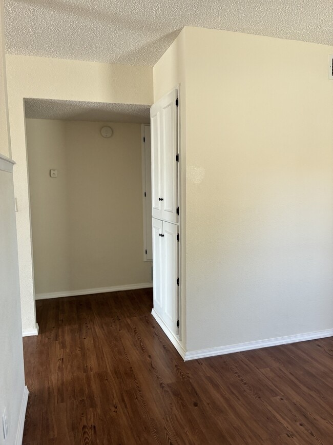 Photo - 10830 Cardigan Dr