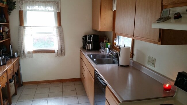 Photo - Charming Brick Home with Full Basement & W...