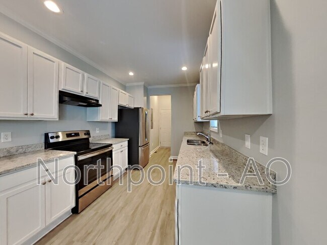 Photo - 295 Sterling St SE