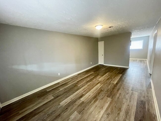 Photo - Pearl Manor