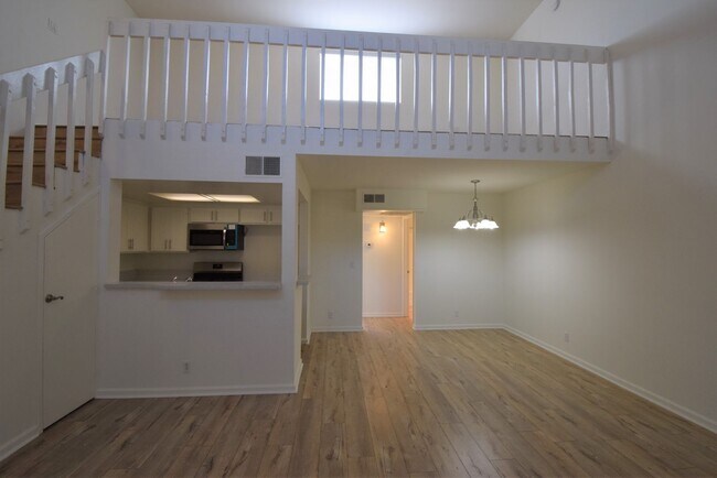 Photo - 6401 Riverton Ave