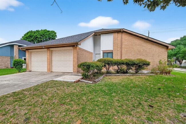 Photo - 319 Richvale Ln